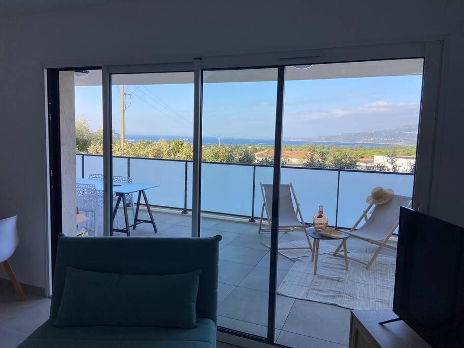 Exceptionnelle Vue Mer Calvi - Piscine - T2 Extérieur photo
